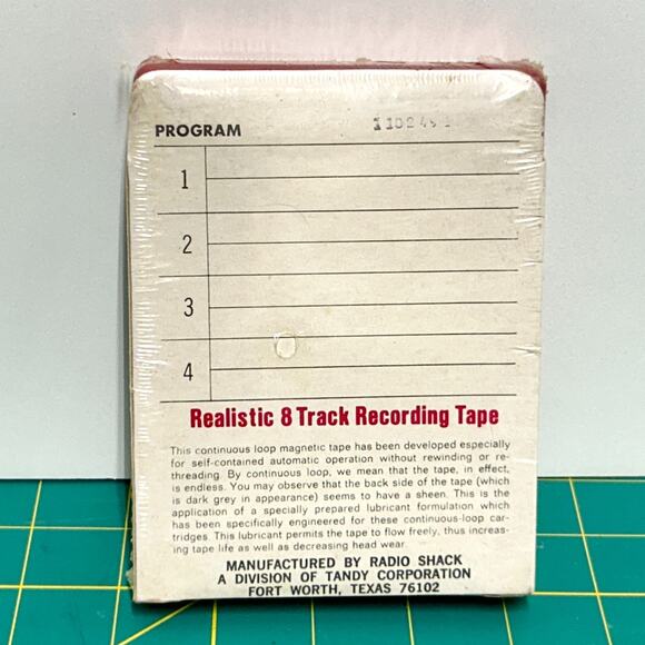 Sealed Vintage Realistic 8 Track blank tape 80 minutes Radio Shack NOS imperfect - Picture 2 of 7